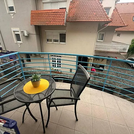 Central Apartman Heviz *