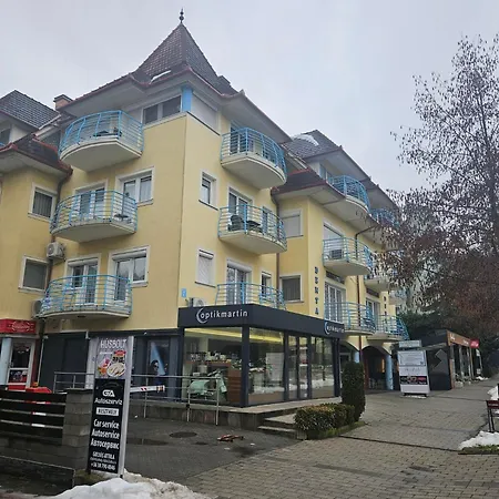 Central Apartman Heviz *